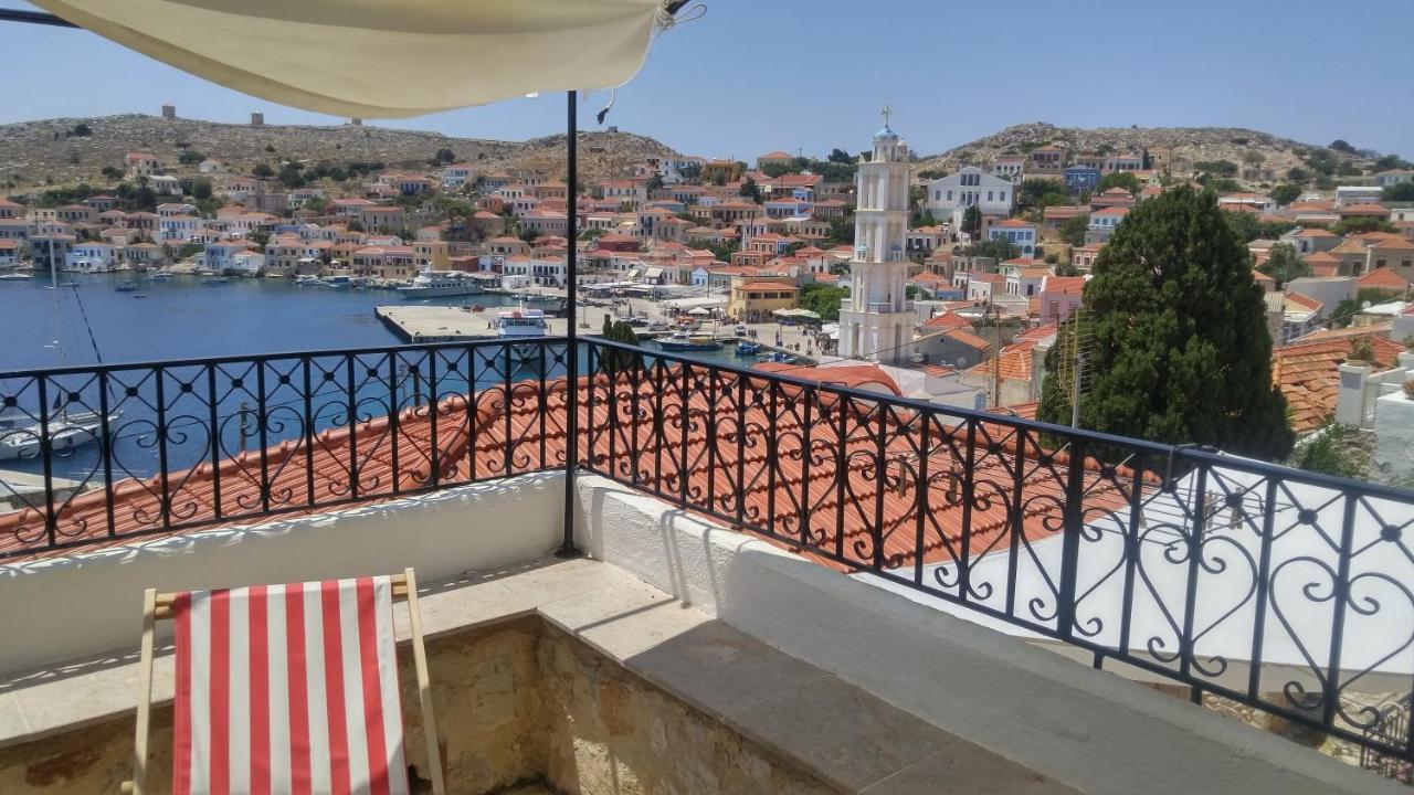 Rosalia Apartments Chalki Town المظهر الخارجي الصورة